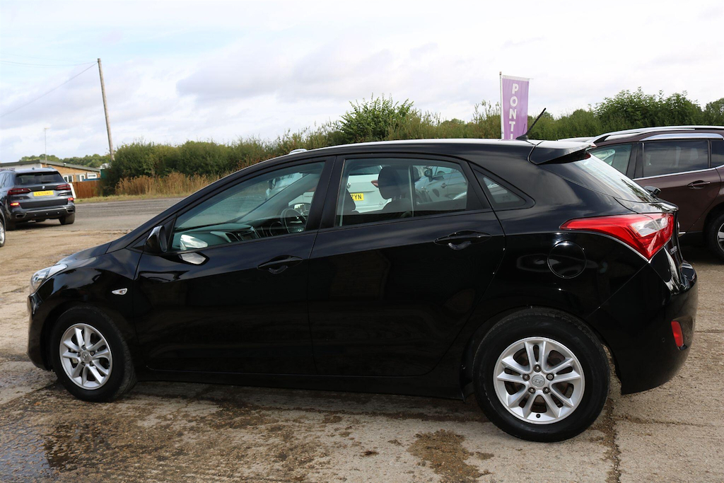 Hyundai I30 Hatchback 1.4 Active 201464 Blue #11