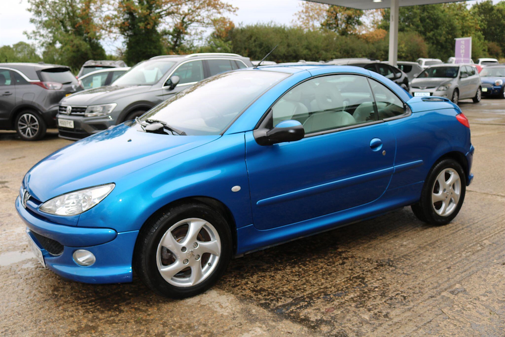 Peugeot 206 Hatchback Red #14