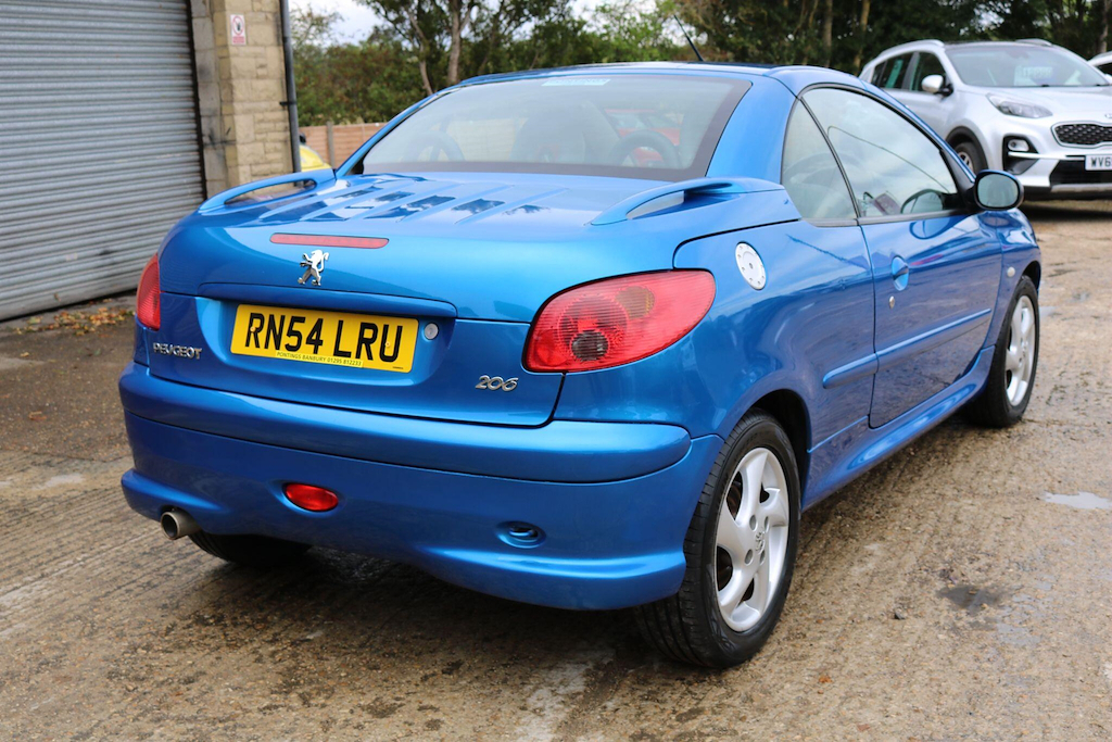 Peugeot 206 Hatchback Red #7