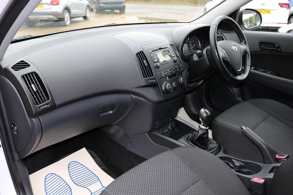 Hyundai I30 1.6L Classic Grey #20