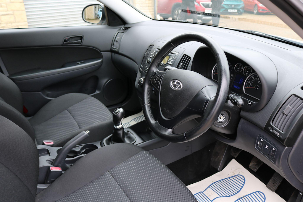 Hyundai I30 1.6L Classic Grey #17