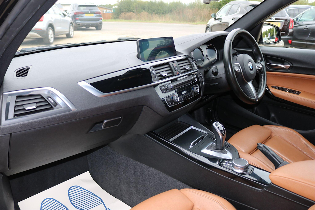 BMW 1 Series M Sport Shadow Edition White #20