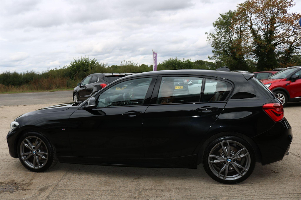 BMW 1 Series M Sport Shadow Edition White #12
