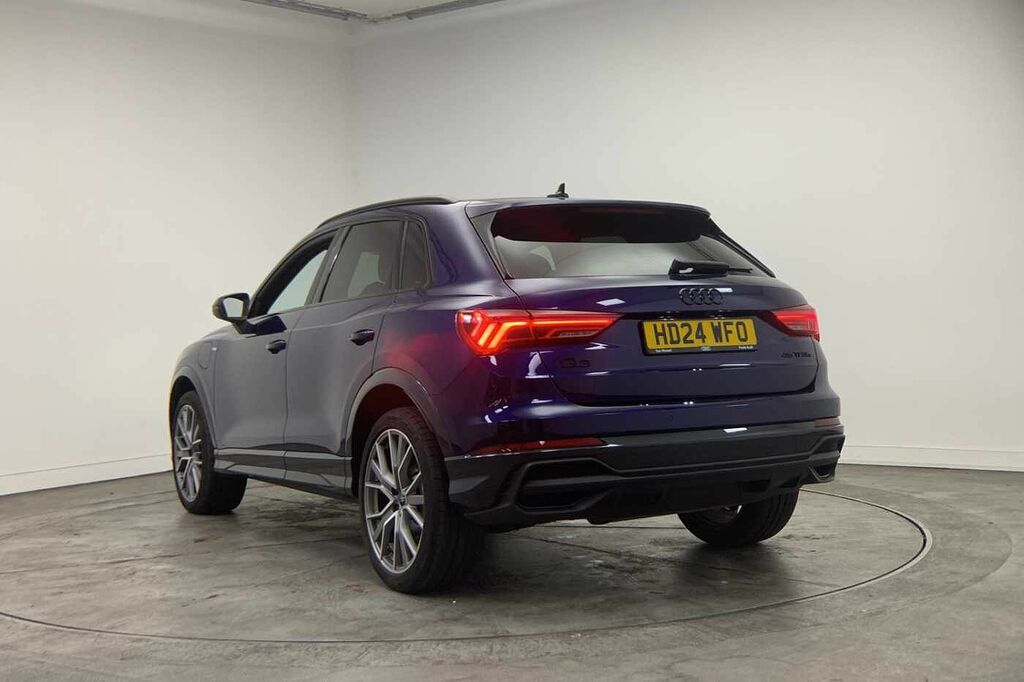 Audi Q3 Black Edition 45 Tfsi E 245 Ps S Tronic - 2024 Blue #3