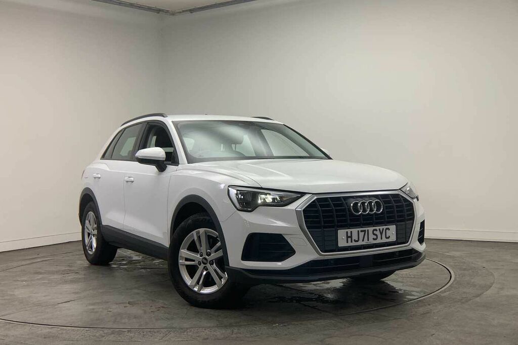 Audi Q3 Technik 35 Tfsi 150 Ps 6-Speed - 2021 White