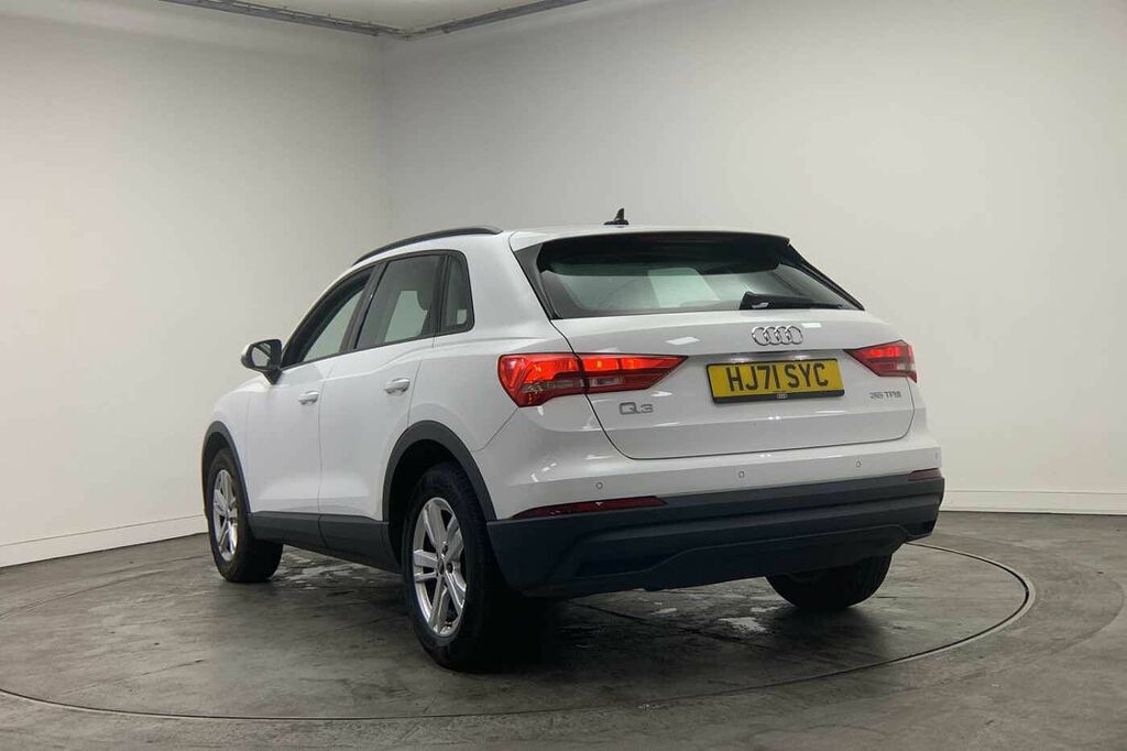Audi Q3 Technik 35 Tfsi 150 Ps 6-Speed - 2021 HJ71SYC White #3