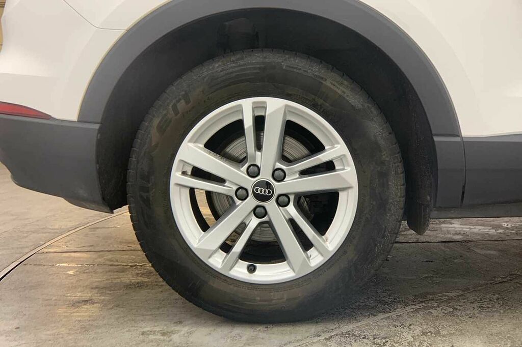 Audi Q3 Technik 35 Tfsi 150 Ps 6-Speed - 2021 HJ71SYC White #5