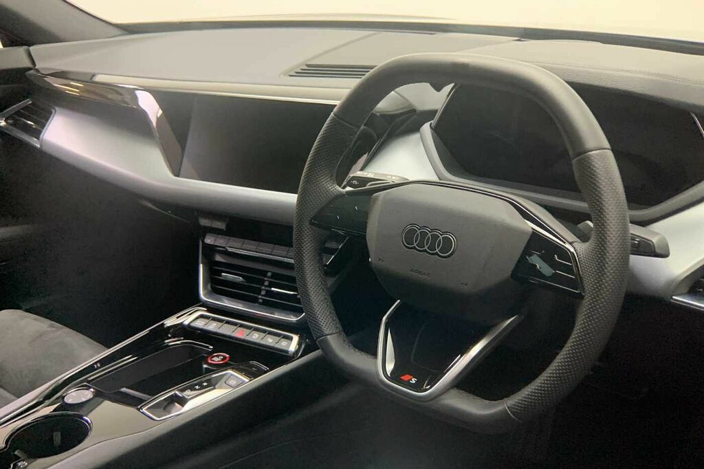 Audi E Tron GT 435,00 Kw - 2024 Black #6
