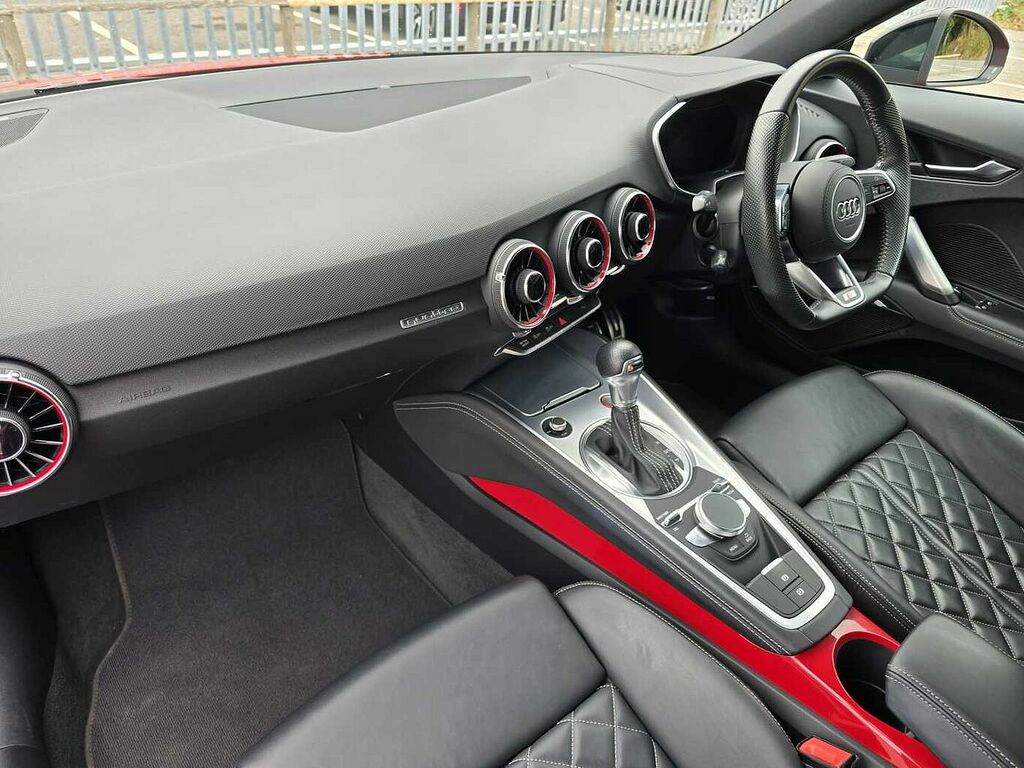Audi TT S Coup- Black Edition Tfsi 320 Ps S Tronic - 2021 Red #2