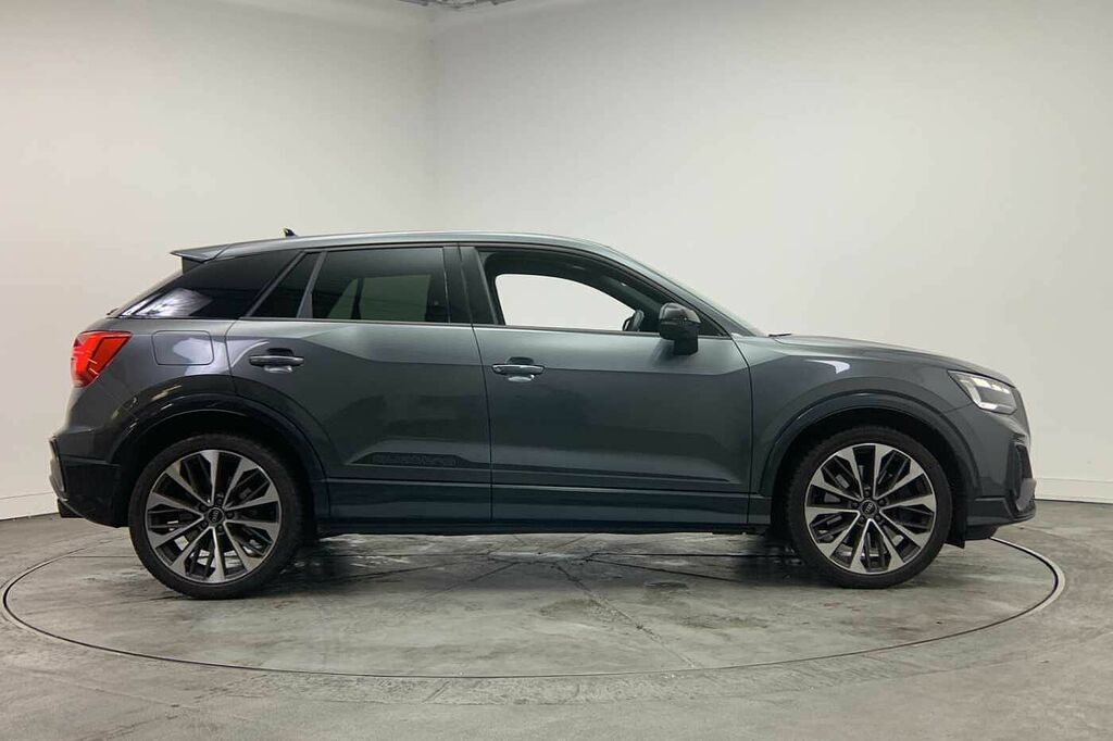 Audi SQ2 Black Edition Tfsi 300 Ps S Tronic Grey #4