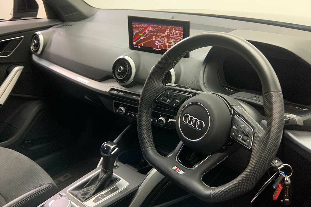 Audi SQ2 Black Edition Tfsi 300 Ps S Tronic Grey #6