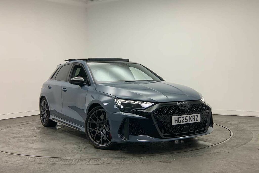 Audi RS3 3 Carbon Black 400 Ps S Tronic Grey