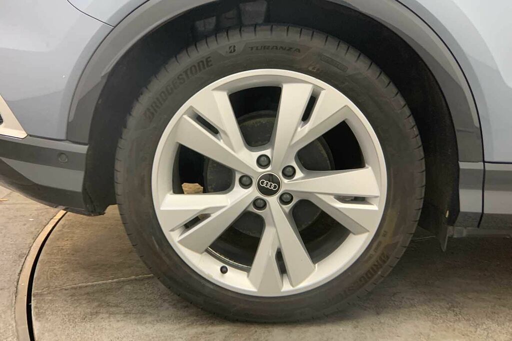Audi Q4 E Tron Q4 S Line 40 E-tron 150,00 Kw Blue #5
