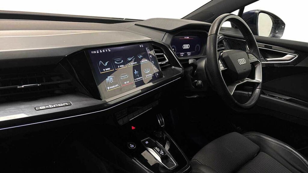 Audi Q4 E Tron S Line 35 125,00 Kw Blue #3