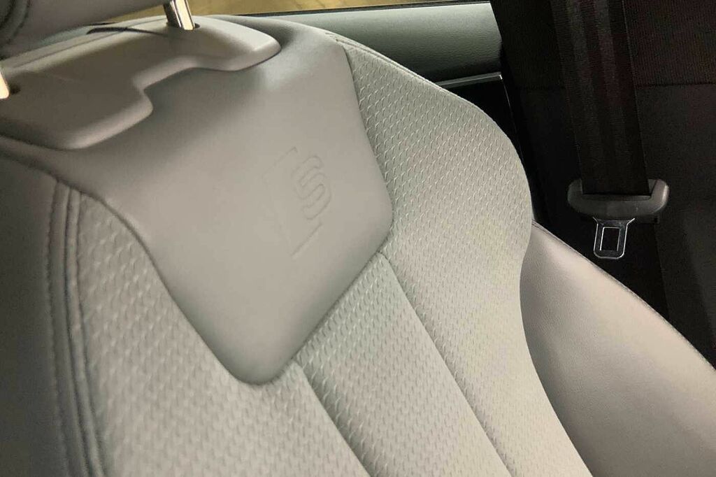 Audi A4 2.0 Tdi 35 Black Edition Saloon S Troni Grey #22