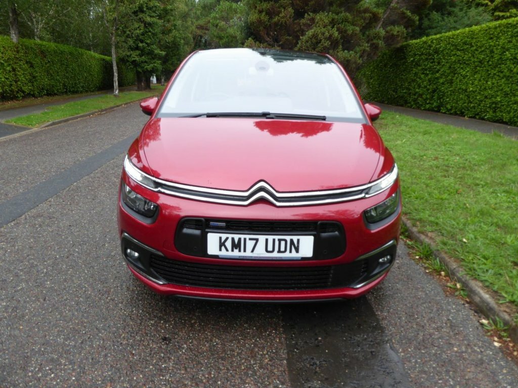 Citroen C4 Picasso 1.2L Feel Red #2