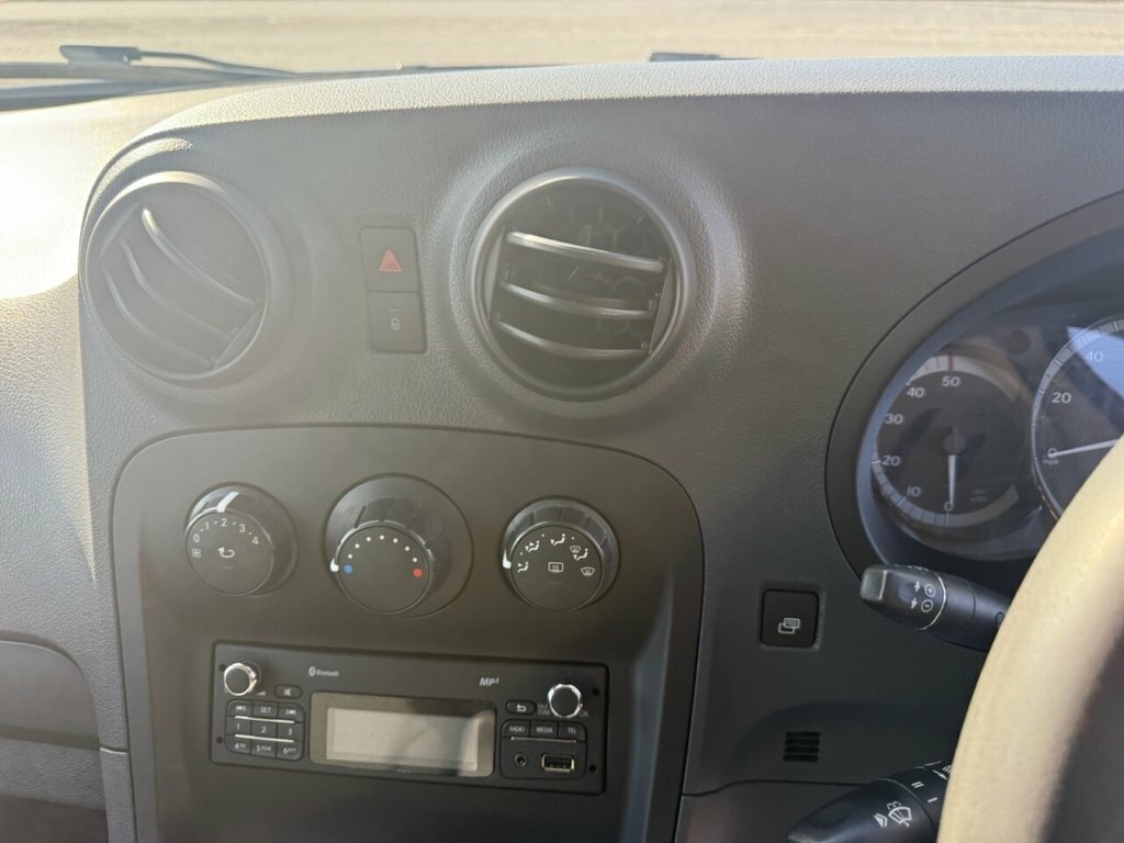 Mercedes-Benz CITAN 109 Cdi Blueefficiency Panel White #25