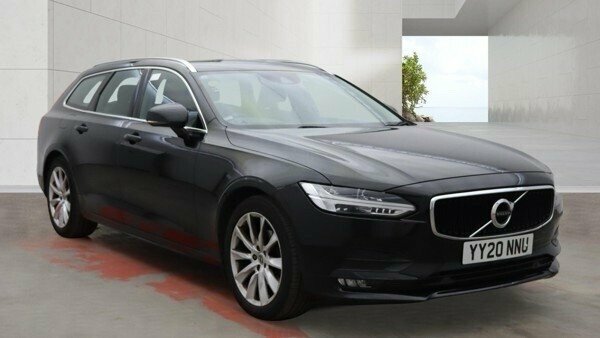Volvo V90 2L Momentum Plus Black