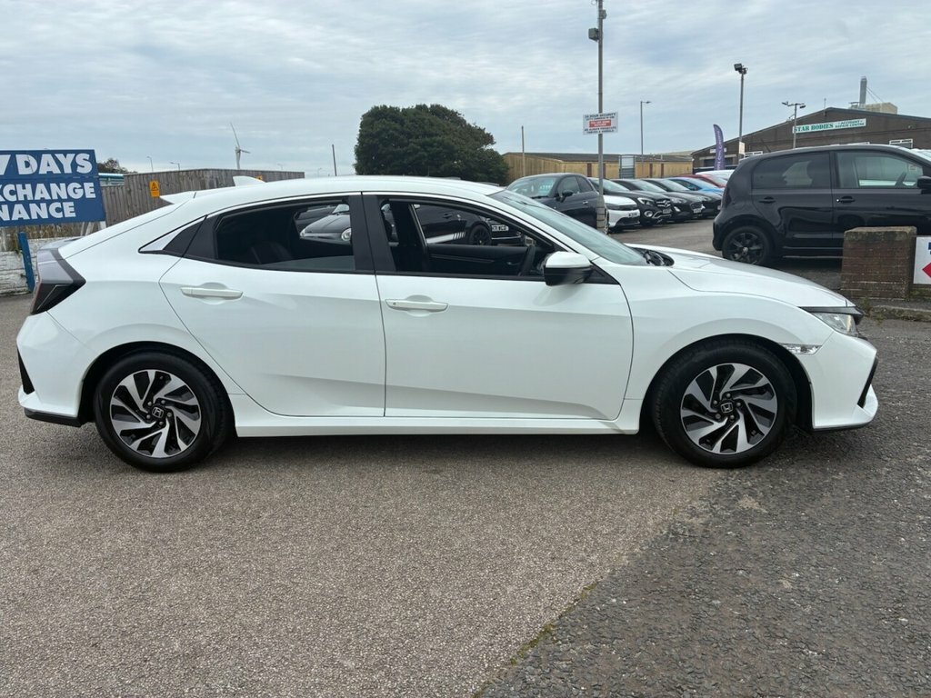 Honda Civic 1.6L Se White #5