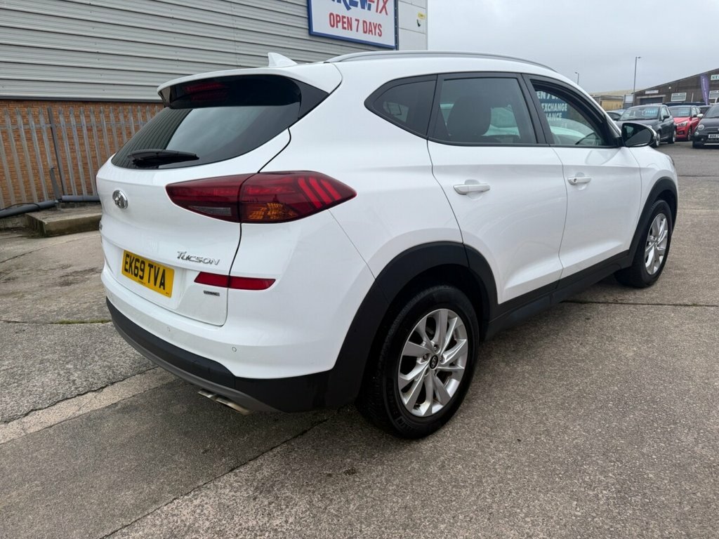 Hyundai Tucson 2L Se Nav White #5