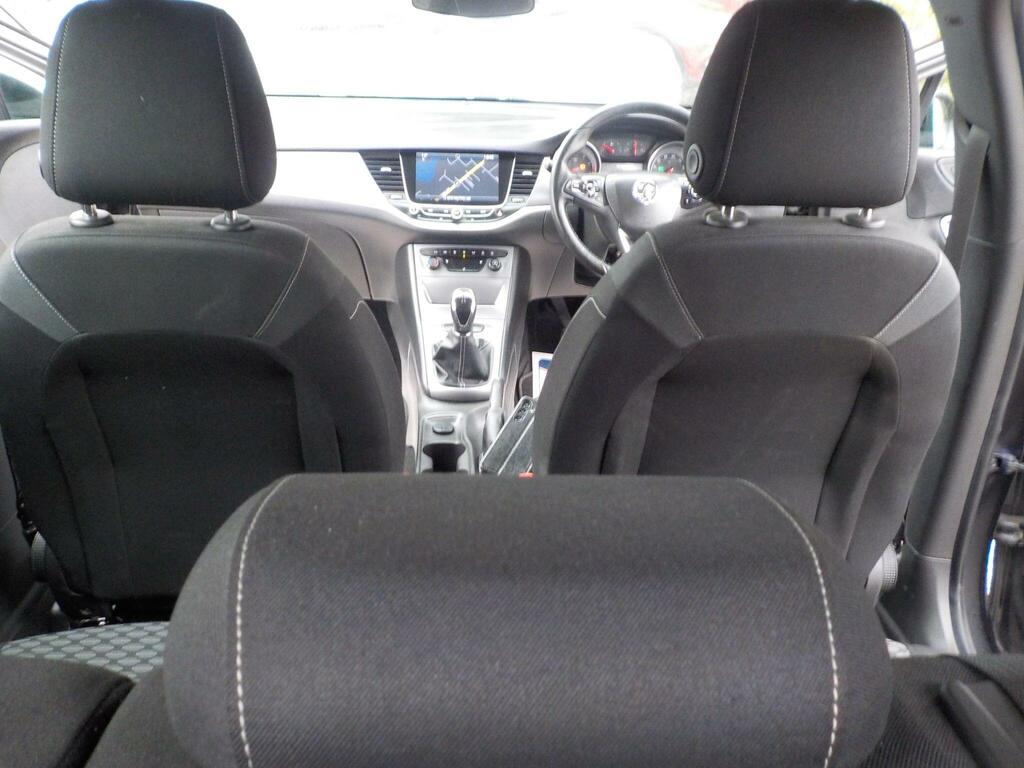 Vauxhall Astra Sri White #23
