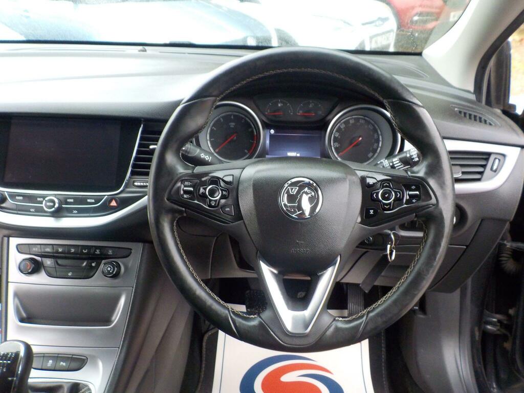 Vauxhall Astra Sri White #15