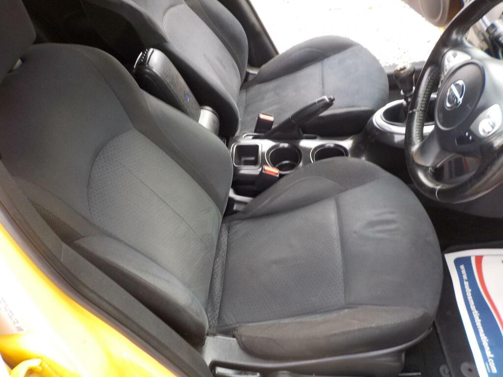 Nissan Juke Acenta White #18