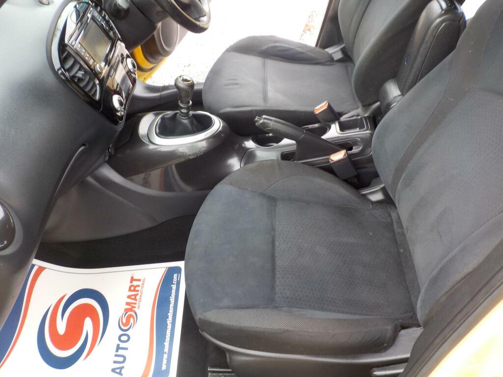 Nissan Juke Acenta White #29