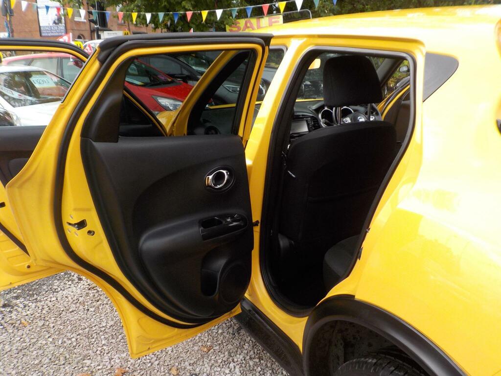 Nissan Juke Acenta White #26