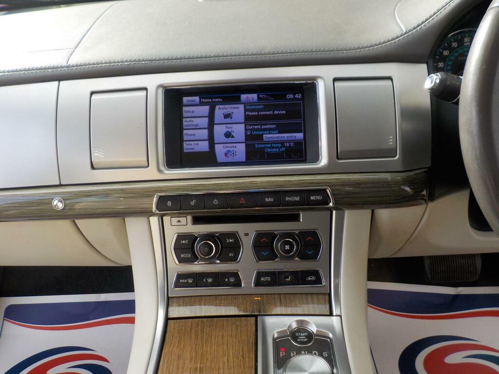 Jaguar XF D Luxury Grey #13