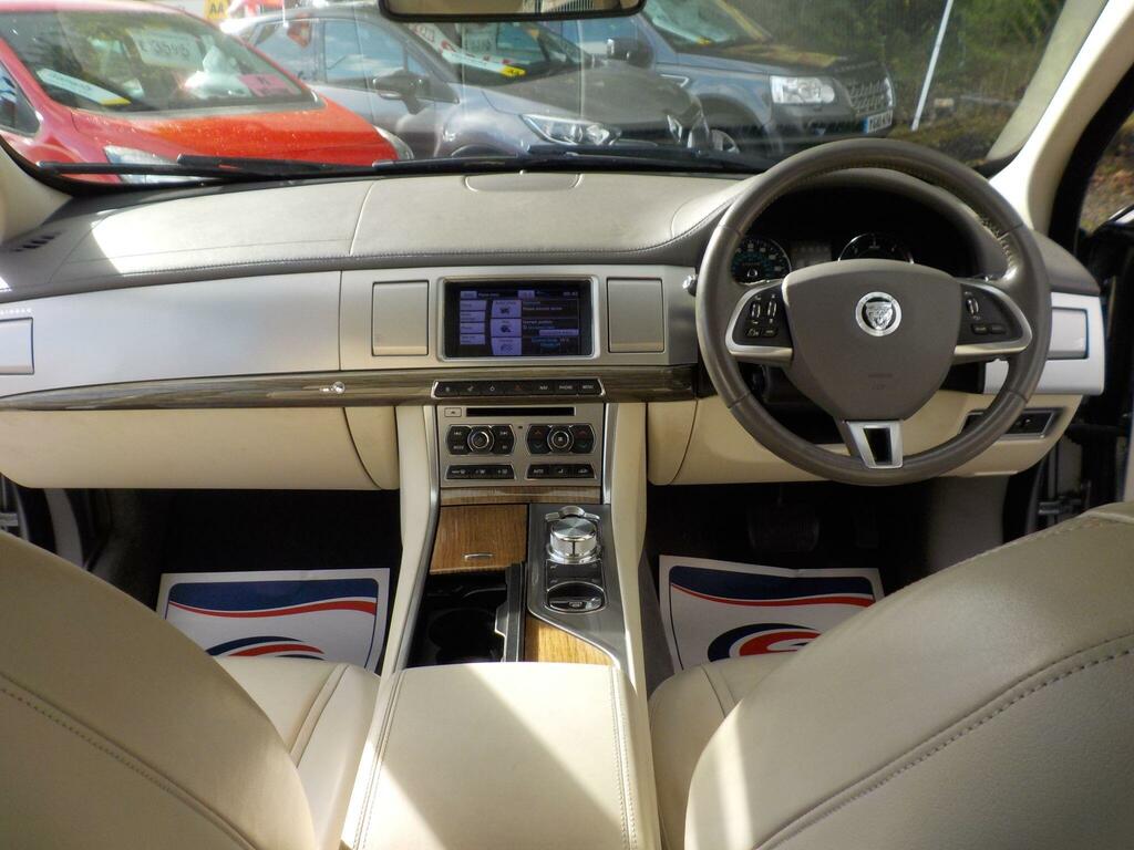 Jaguar XF D Luxury Grey #12