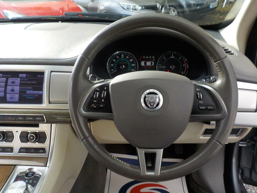 Jaguar XF D Luxury Grey #14