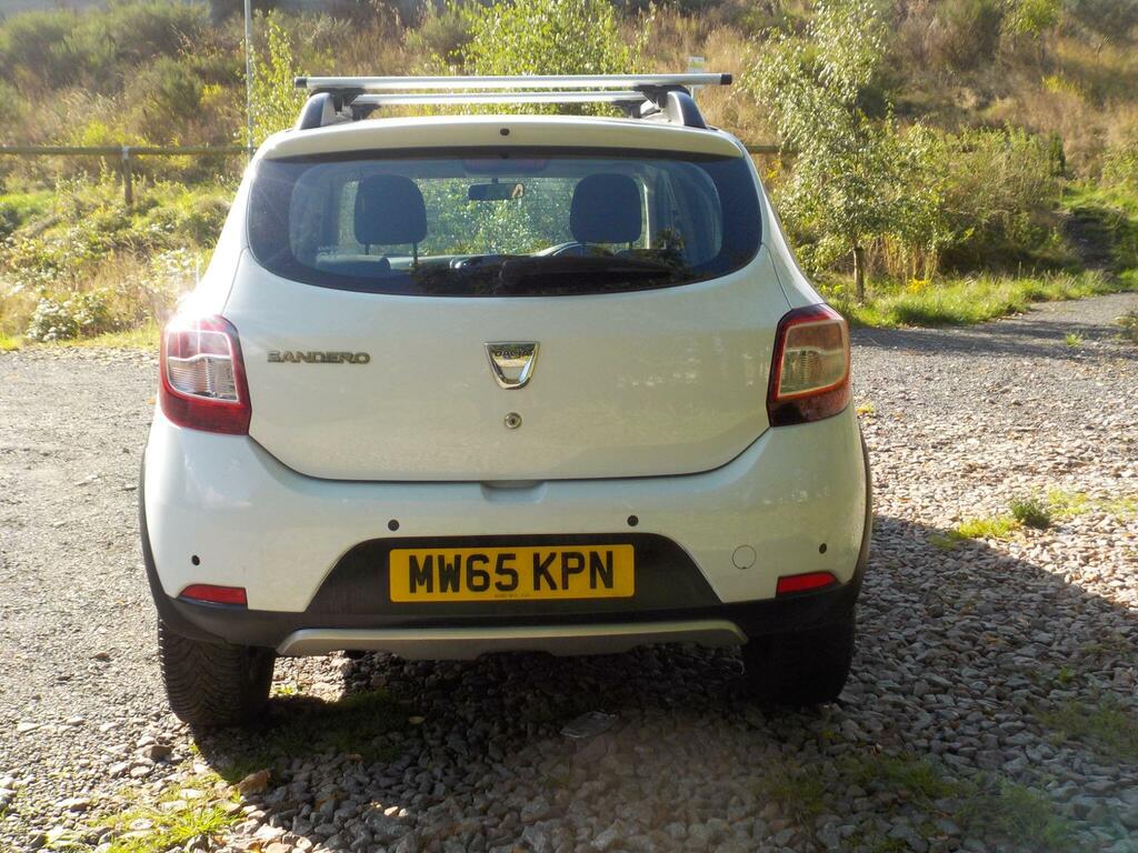 Dacia Sandero Stepway 0.9 Tce Laureate Euro 6 S S Black #4