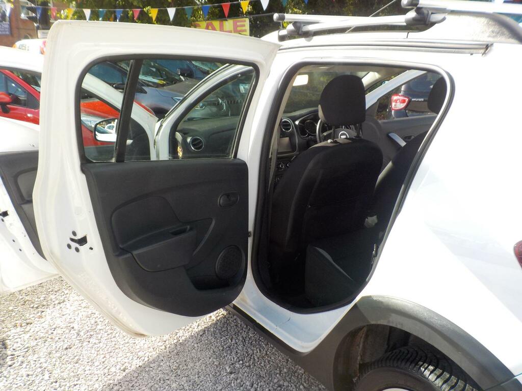 Dacia Sandero Stepway 1.5 Dci Laureate Black #24