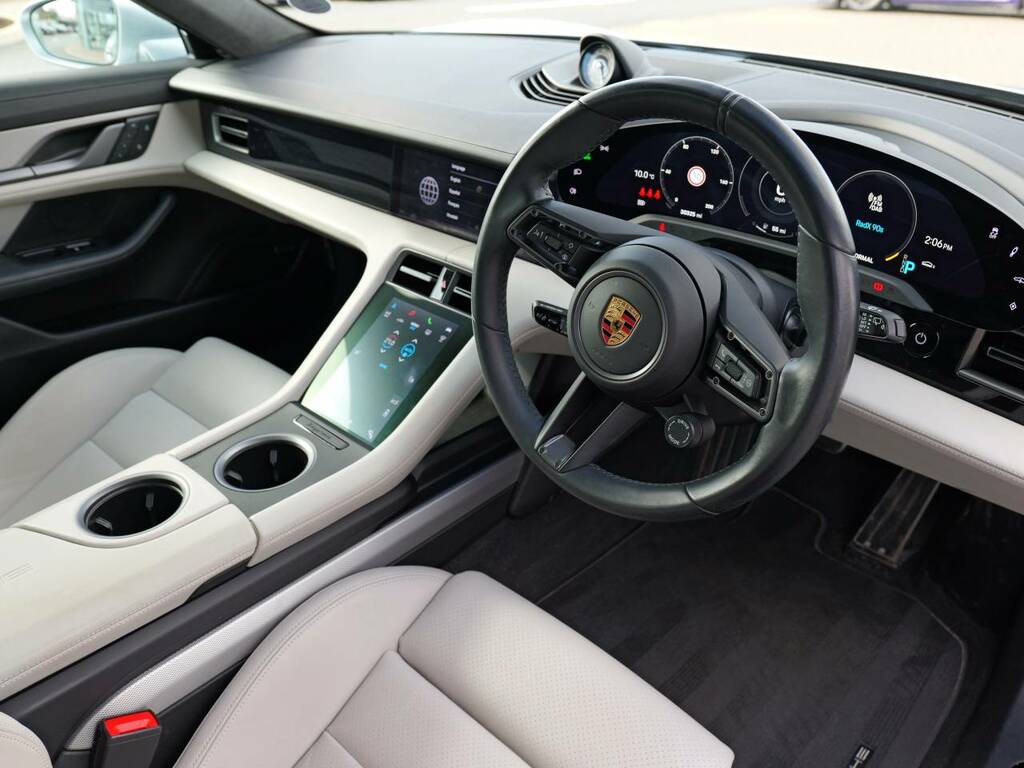 Porsche Taycan Gts Sport Turismo Silver #5
