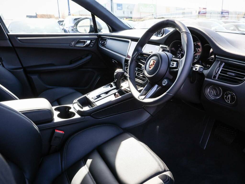 Porsche Macan T Grey #4