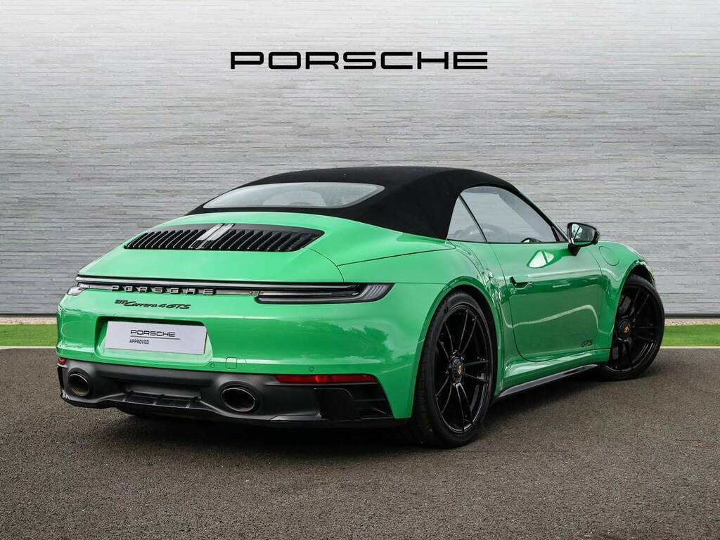 Porsche 911 Carrera 4 Gts Cabriolet Green #3