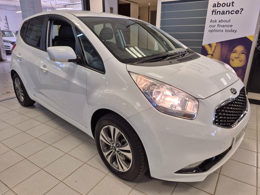 Kia Venga 1.6 3 Mpv Euro 6 123 Bhp White