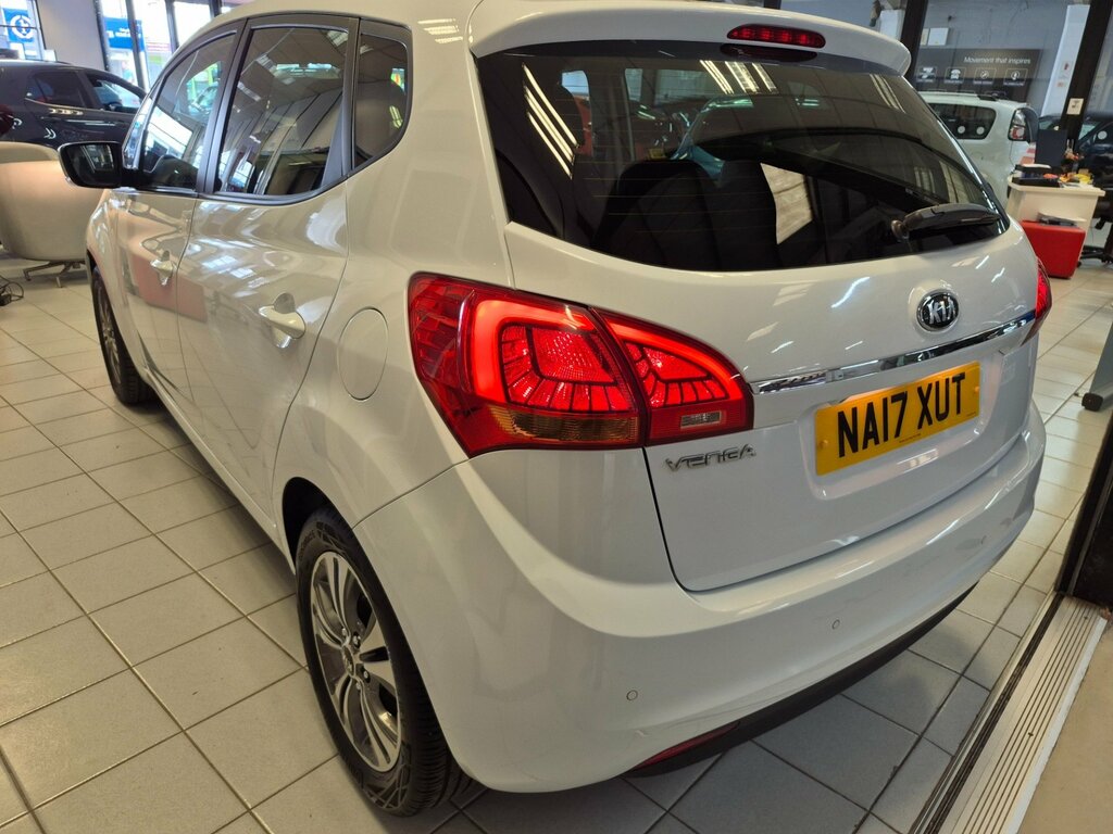 Kia Venga 1.6 3 Mpv Euro 6 123 Bhp White #2