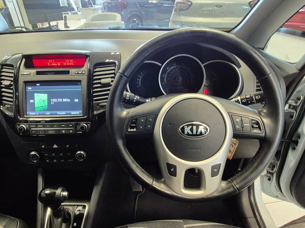 Kia Venga 1.6 3 Mpv Euro 6 123 Bhp White #3