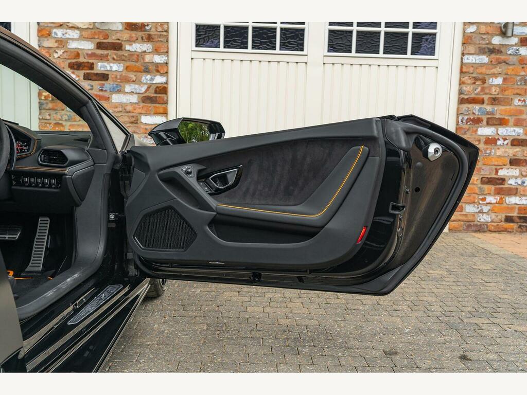 Lamborghini Huracan   #33