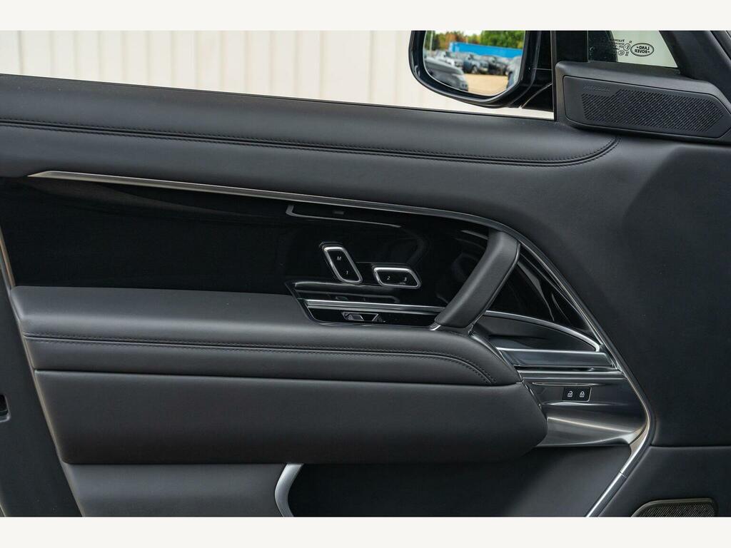 Land Rover Range Rover Edition Black #24