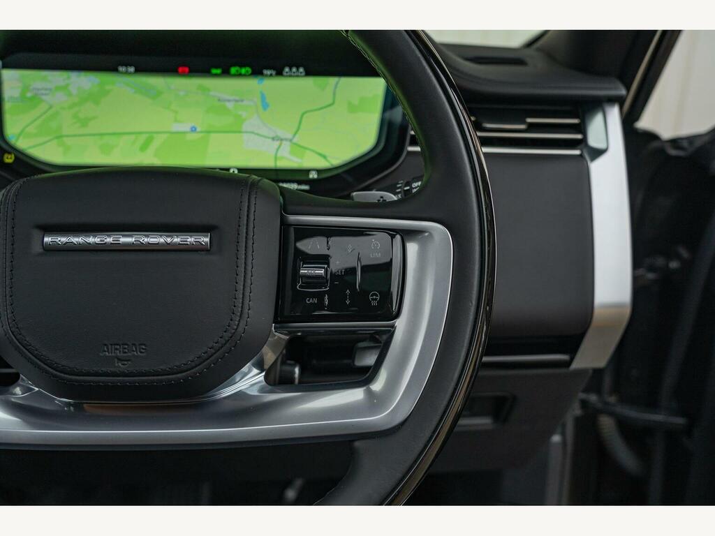 Land Rover Range Rover Edition Black #37