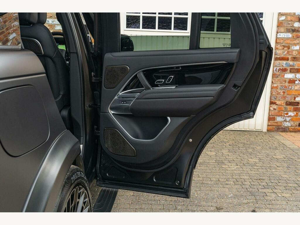 Land Rover Range Rover Edition Black #27