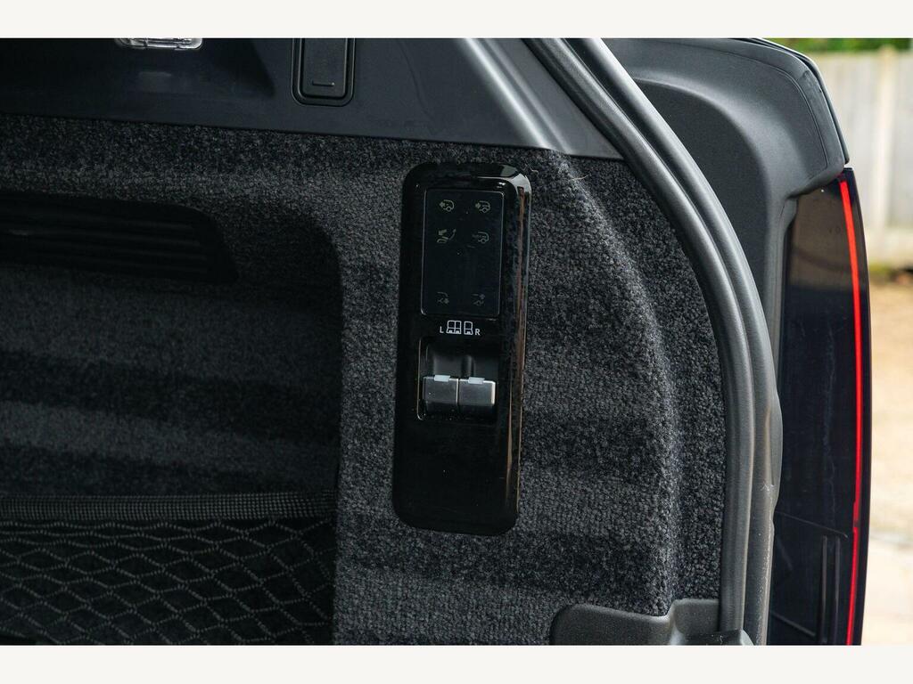 Land Rover Range Rover Edition Black #8