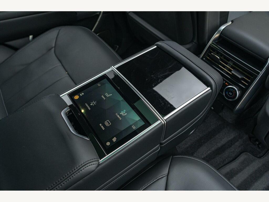 Land Rover Range Rover Edition Black #30
