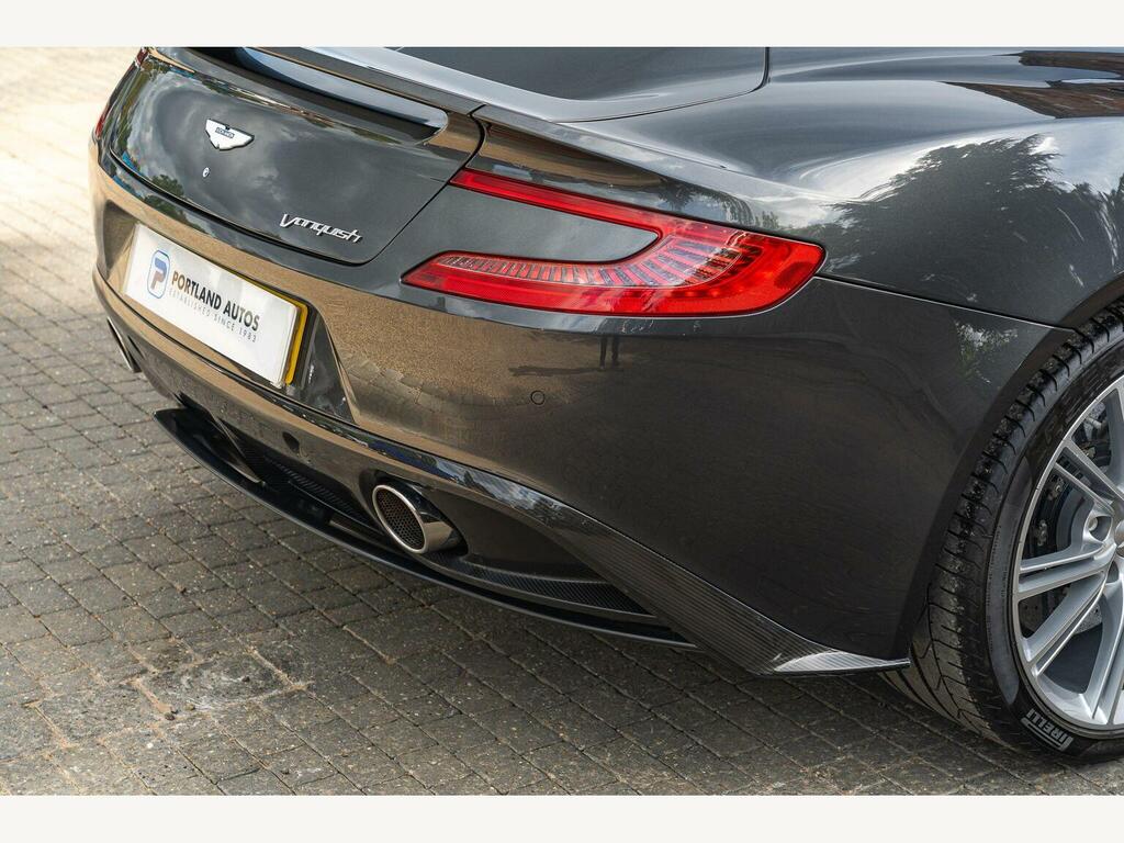 Aston Martin Vanquish V12 Grey #19