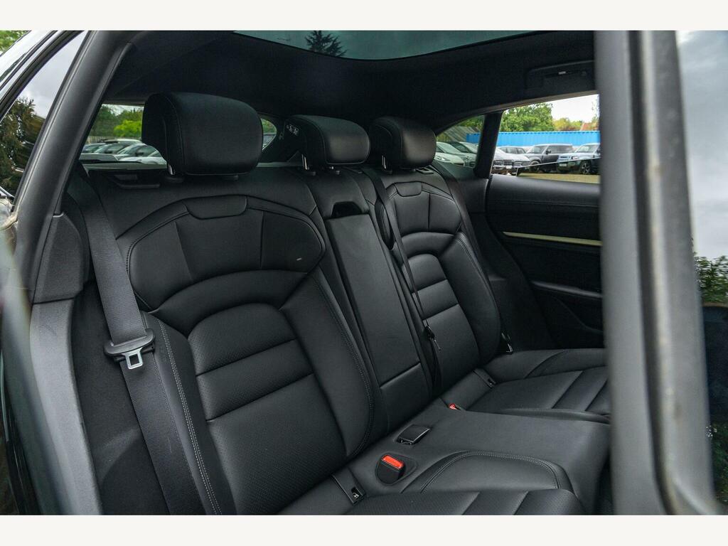 Porsche Taycan Performance Plus 93.4Kwh Black #21