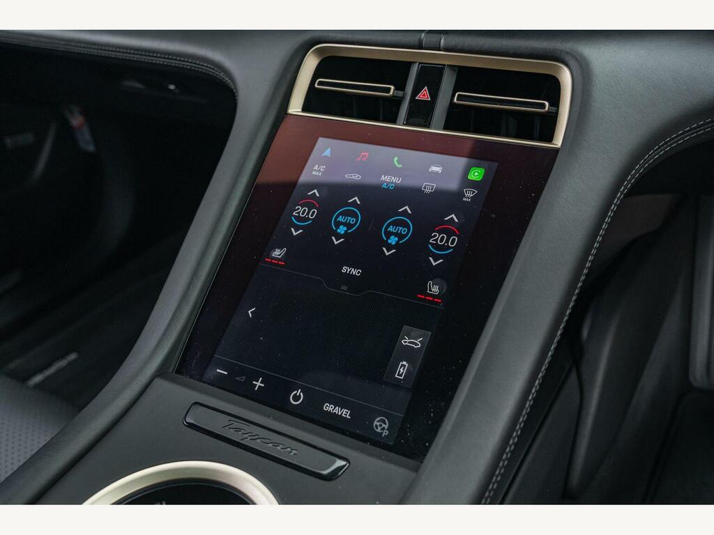 Porsche Taycan Performance Plus 93.4Kwh Black #50