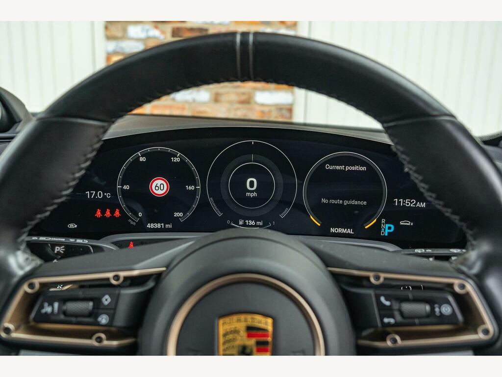 Porsche Taycan Performance Plus 93.4Kwh Black #39